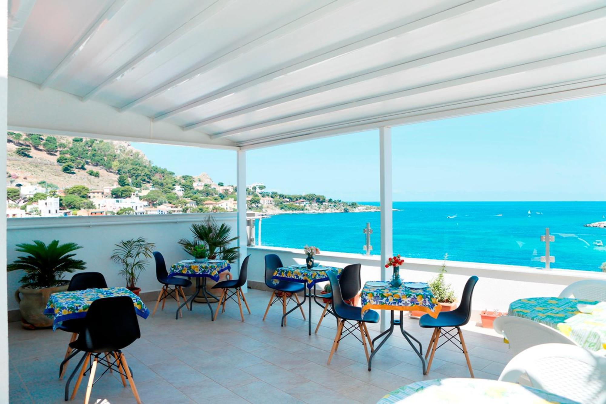 B&B Una Terrazza Sul Golfo Di Sferracavallo Eksteriør bilde
